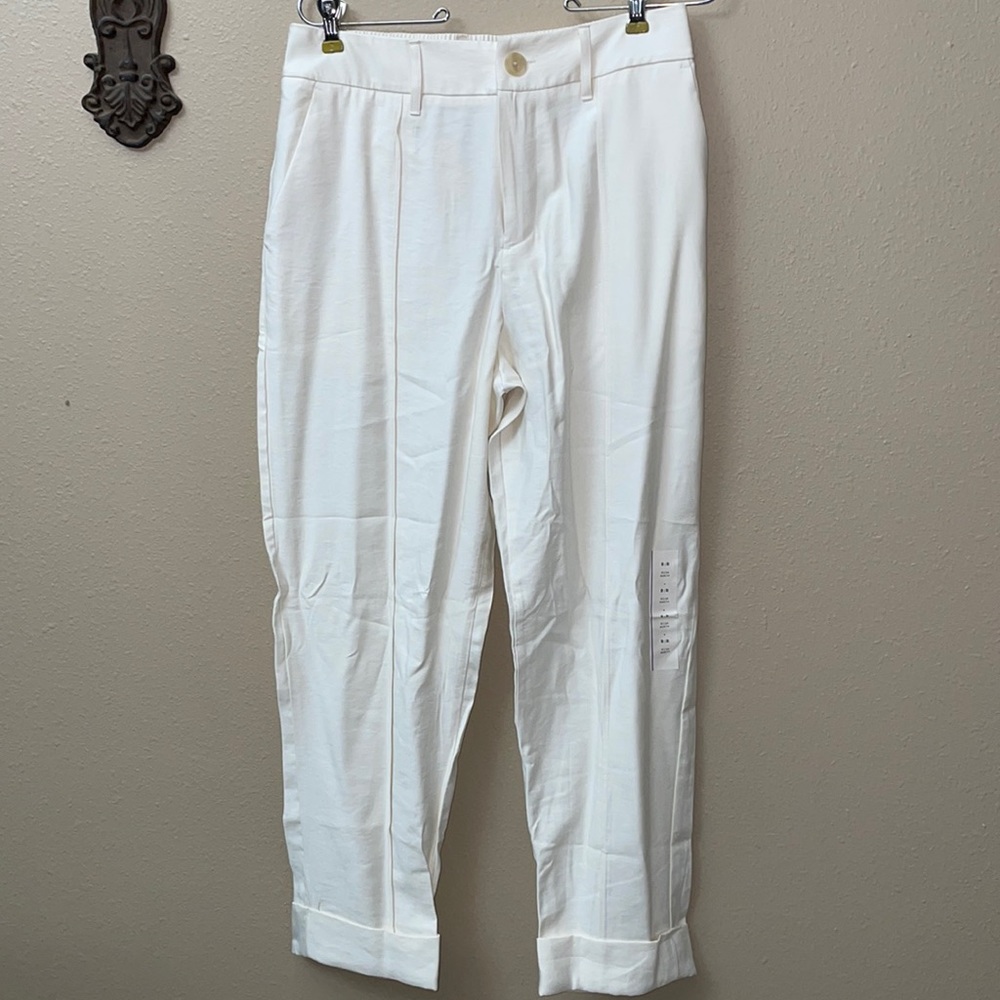 A new day, ladies, cream, size 8 slim ankle pants, NWT